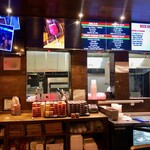 Carvao BBQ - 注文／受領カウンター。