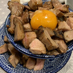 中華そば 埜邑 - こぼれレアチャーシュー丼