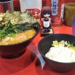 家系総本山 ラーメン 吉村家 - 