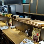 kakitoremonsetouchiremonshokudou - 店内(カウンター席)