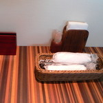 焼肉 kanoya - テーブルセット。