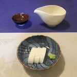 Uotani Iseibei Shouten - エソ100%の蒲鉾で軽く一杯