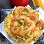 はなちゃんうどん  - えびかき揚げ天
