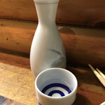 山小屋 - 燗酒が美味い