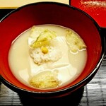 道人 - 白味噌仕立ての胡麻豆腐、糯米、雪下の蕗の薹。気を失うくらい美味しい。