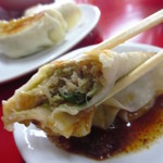 一品香 - 餡は豚挽き、キャベツ、ニラ。。。