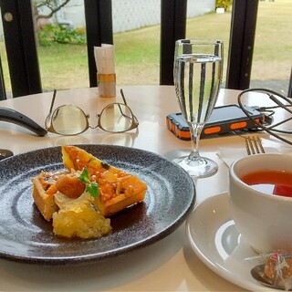 カフェ ダール_0