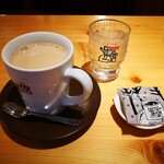 コメダ珈琲店 - カフェオーレたっぷりサイズ