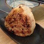 Dosukoi Sakaba Ryouma - 焼おにぎり デカイ…