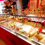 PATISSERIE&CAFE ROUGE - 