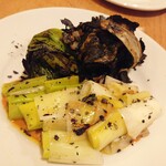 ウエルト - 奈良県産 極太白ネギの藁焼き ロメスコソース