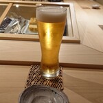 すしの嘉六 - 生ビール