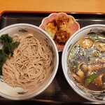 やしま - 温汁つけ蕎麦＋サービスの揚げ焼売