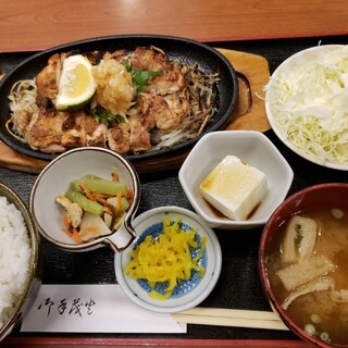 天神でおすすめのグルメ情報 焼魚定食 をご紹介 食べログ 天神でおすすめのグルメ情報 焼魚定食 をご紹介 食べログ