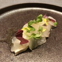 イル・チェントリーノ - 平目・カブ・香草・コラトゥーラ