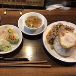 タイ屋台 チャオ チェンマイ - ガパオライスのランチセット