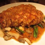 ルール ブルー - 越後もち豚ロースの炭火焼　粒マスタードソース　熊本のきのことインゲンのソテーのせ（￥3700）