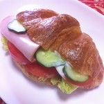 コーゲツベーカリー - ハム野菜サンド（クロワッサン）　160円