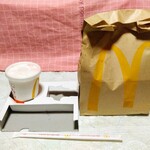 マクドナルド - グラコロセット　640円　マックシェイク ストロベリー　