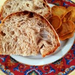 ナプレ - Bread&ひよこ豆のチップ