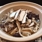Ajisei - 松茸といろいろ茸の鍋