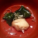 とり茶太郎 - 最初は胸肉の揚げ出しと金時草のお吸い物　これは口が優しくなる味です　アイドリングにぴったりですね