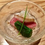 とり茶太郎 - 鴨肉の炙りとパドロン　パドロンはアンダルシアでたくさんいただきました　スペインの獅子唐です