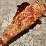 とり茶太郎 - つくねです　肉がとてもとても柔らかいので団子スタイルではありません