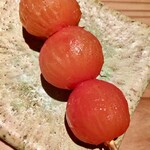 とり茶太郎 - 千葉産の有機トマトは味が濃いですね　焼くと甘味がどーんと出てきます　熱々なので猫舌の人は気をつけましょう