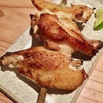 とり茶太郎 - 比内地鶏の手羽ってもっと小さいイメージがあったんですがこれは結構大きいです　育成日数が違うのかな