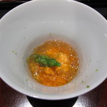 くろぎ - 馬糞ウニと鯛の煮こごり