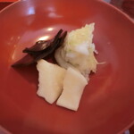 割烹 新多久 - 漬物