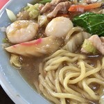 中華料理 喜楽 - 広東メン接写。