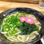 はなちゃんうどん  - まいたけ天をinする前、つまりかけうどん（笑）