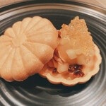 銀座 大石 - フォアグラとモナカ（洋ナシver）ラム酒のゼリー寄せ