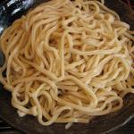 肉汁うどん　肉汁や - 自家製のうどんアップ