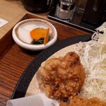 とんかつ けい太 - 国産鶏モモ肉の唐揚げ
