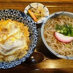 Niijima Tsutsumiten - ミニ丼セット(かつ丼と蕎麦)