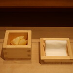 鮨 しみづ - ガリとフィンガーガーゼ