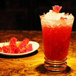 バー アルケミスタ - バラのモヒート