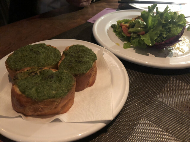 Wine to Shokuji no Mise Chicken Stock