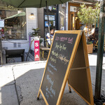 Ed's Lobster Bar - mussels。と書かれた看板には抗えません（笑。