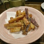 天ぷら 穴子蒲焼 助六酒場 - さつま芋のフライ