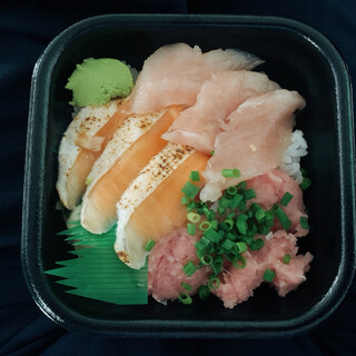 門前仲町駅でおすすめの美味しい海鮮丼をご紹介 食べログ