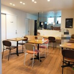 ダイニング&スイーツ かおり食堂 - 店内