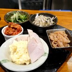 サワーとお料理 れもん - 本日の前菜盛り