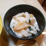 ペンションみなもと - 大根と柿のサラダ（一日目の夕食）