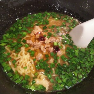 肉汁餃子酒房 盛_1