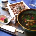 レストラン サホロガーデン - 新得地鶏のつけニラ蕎麦