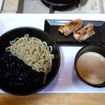 風遊斎 - 二色つけ麺のアップ
